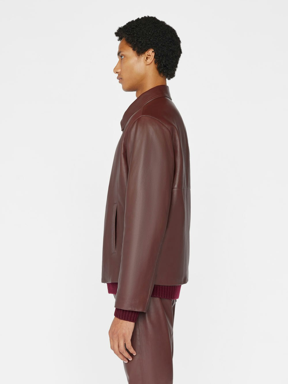 jacket side view alt:fit1